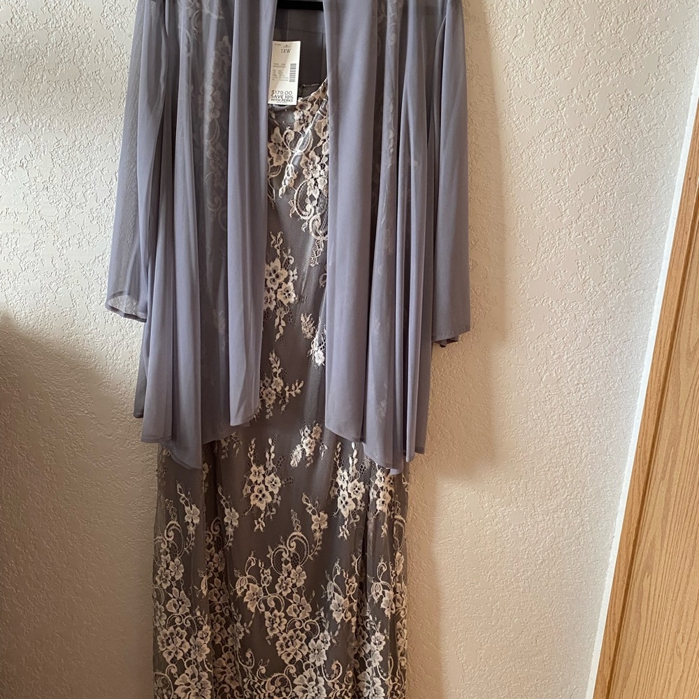 Catherine’s Gray Lace Sleeveless Evening Dress with Sheer Gray Jacket Size 18W